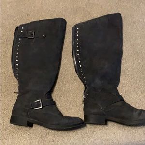 Maurice’s tall boots